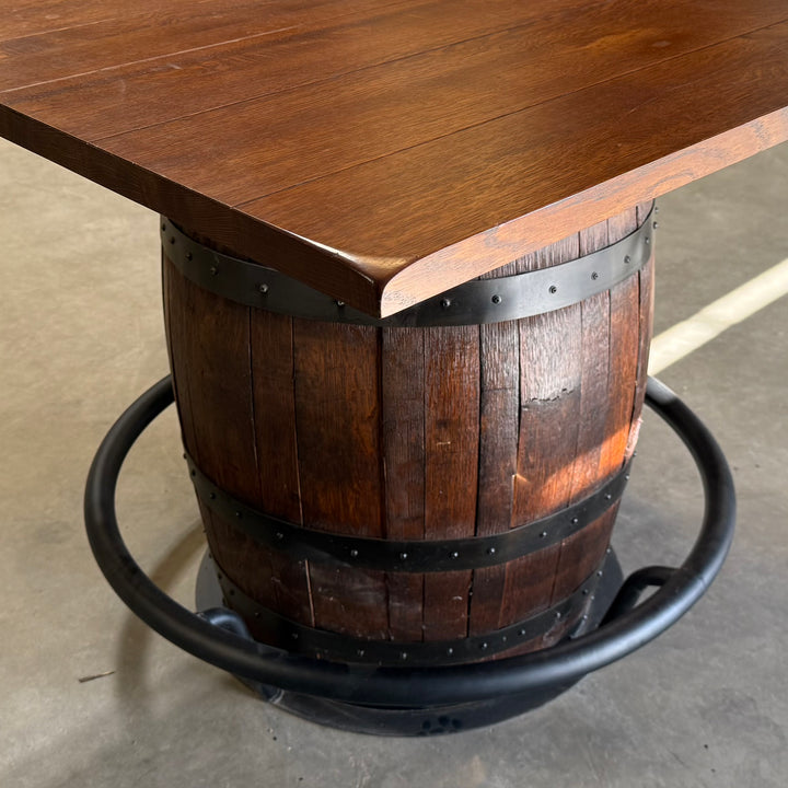 Whiskey Barrel Pub Table and 4 Stools