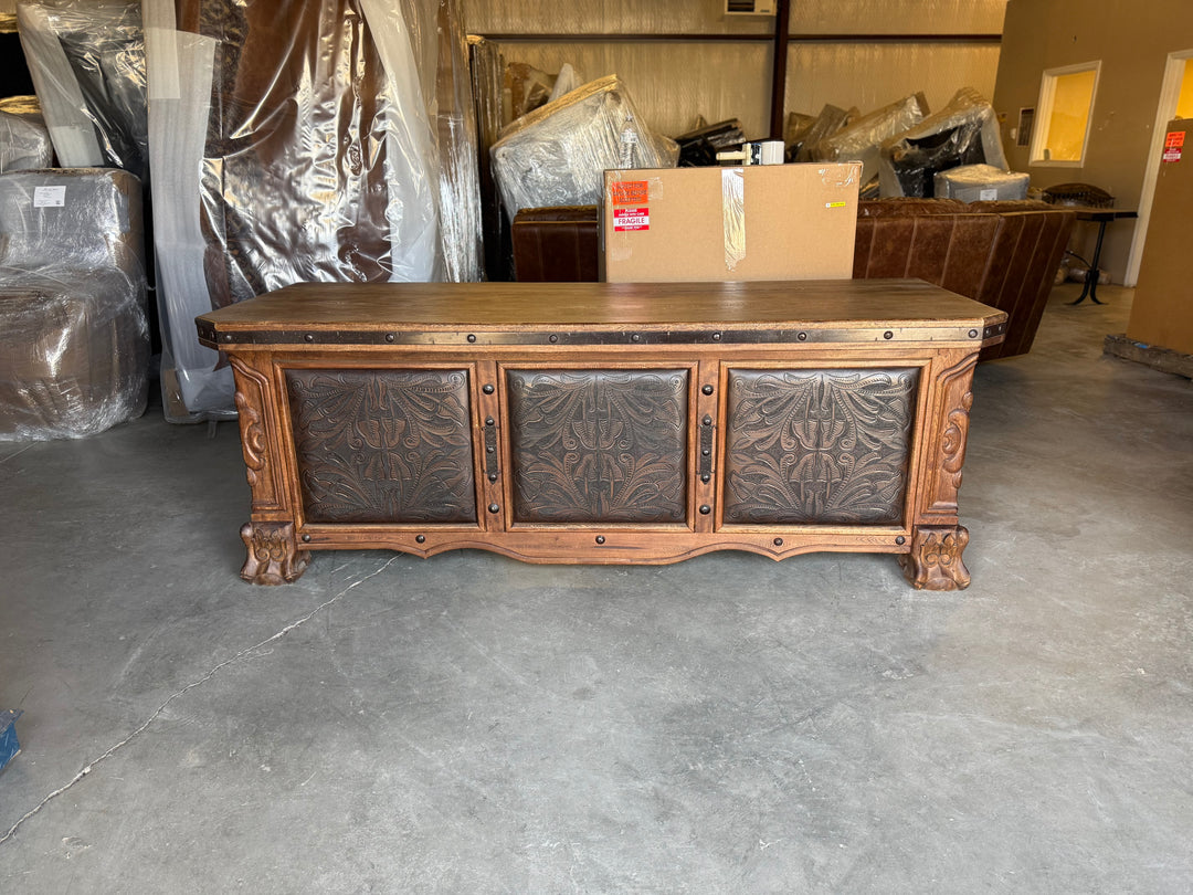 Luna Carved Office Desk