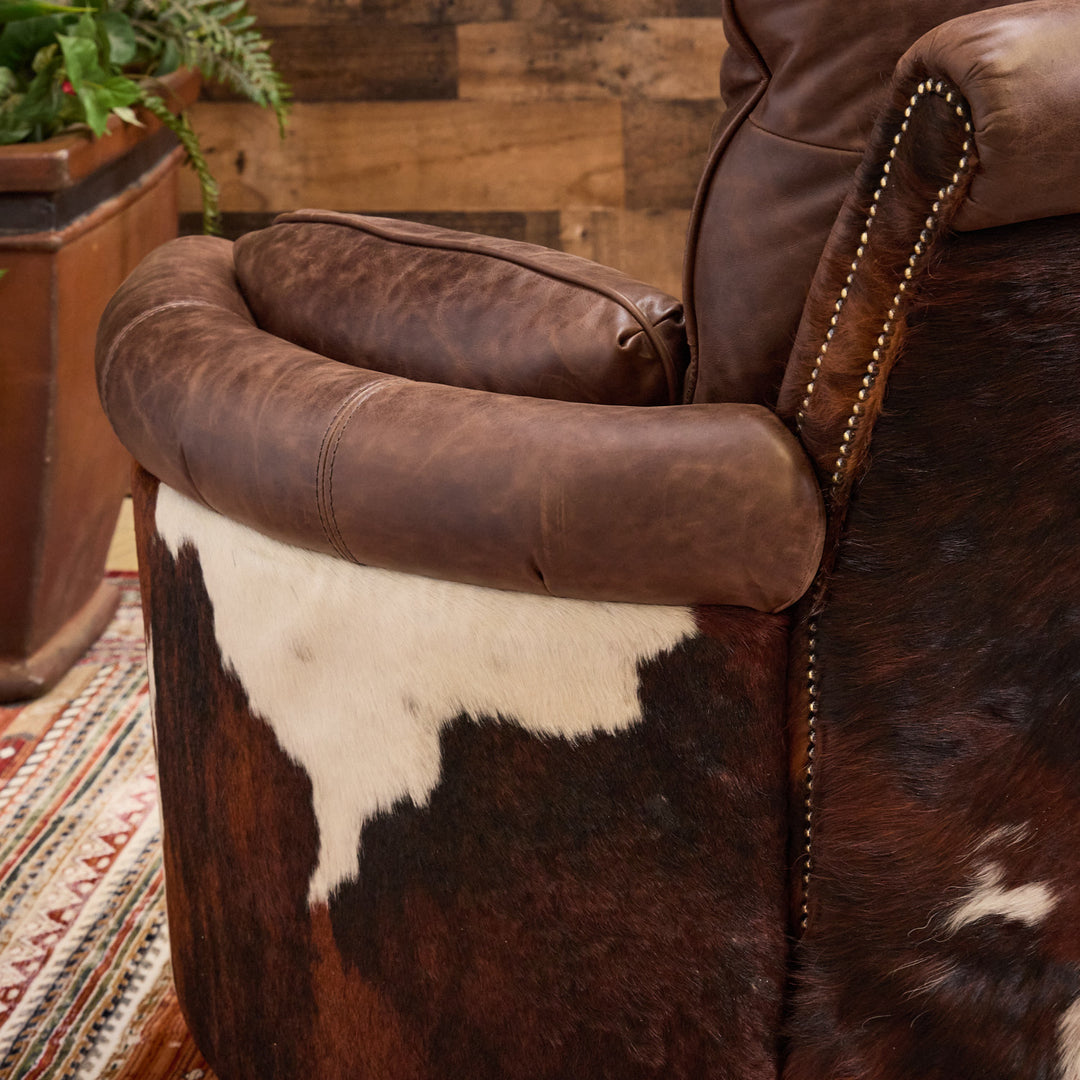 Cavendar Western Leather Snug Recliner