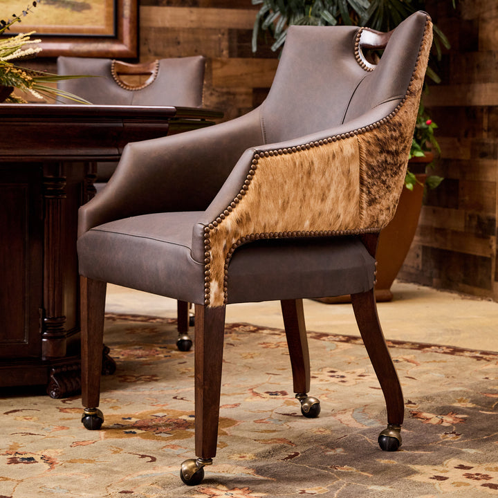 Rio Rancho Western Cowhide Game Chair
