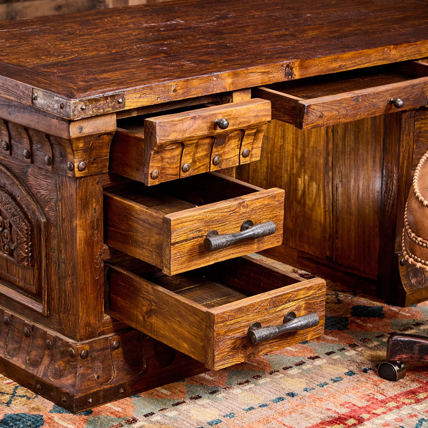 Jason Scott Castillo Desk – Hat Creek Interiors