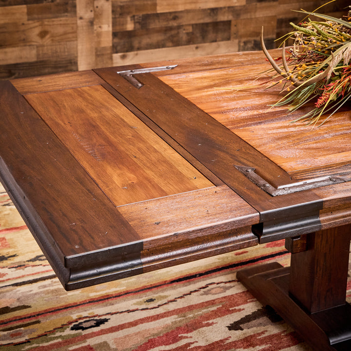 Las Cruces Dining Table