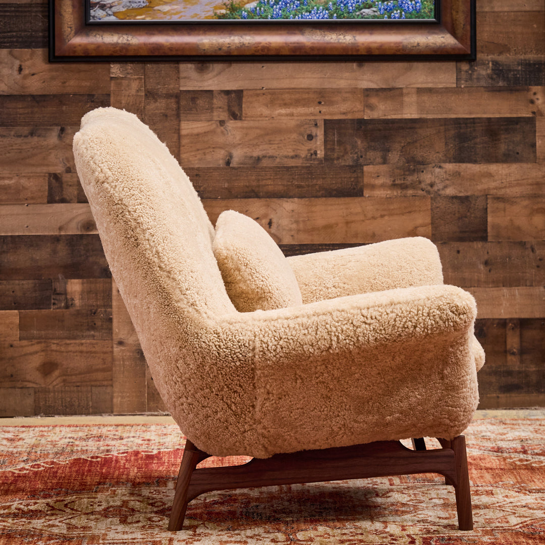 Eleanor Rigby Cozy Chair