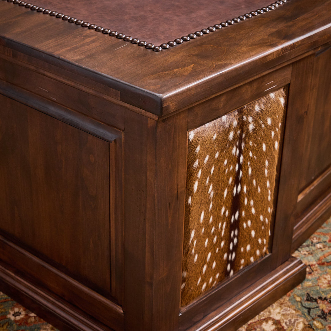 Alamo Axis Executive Desk