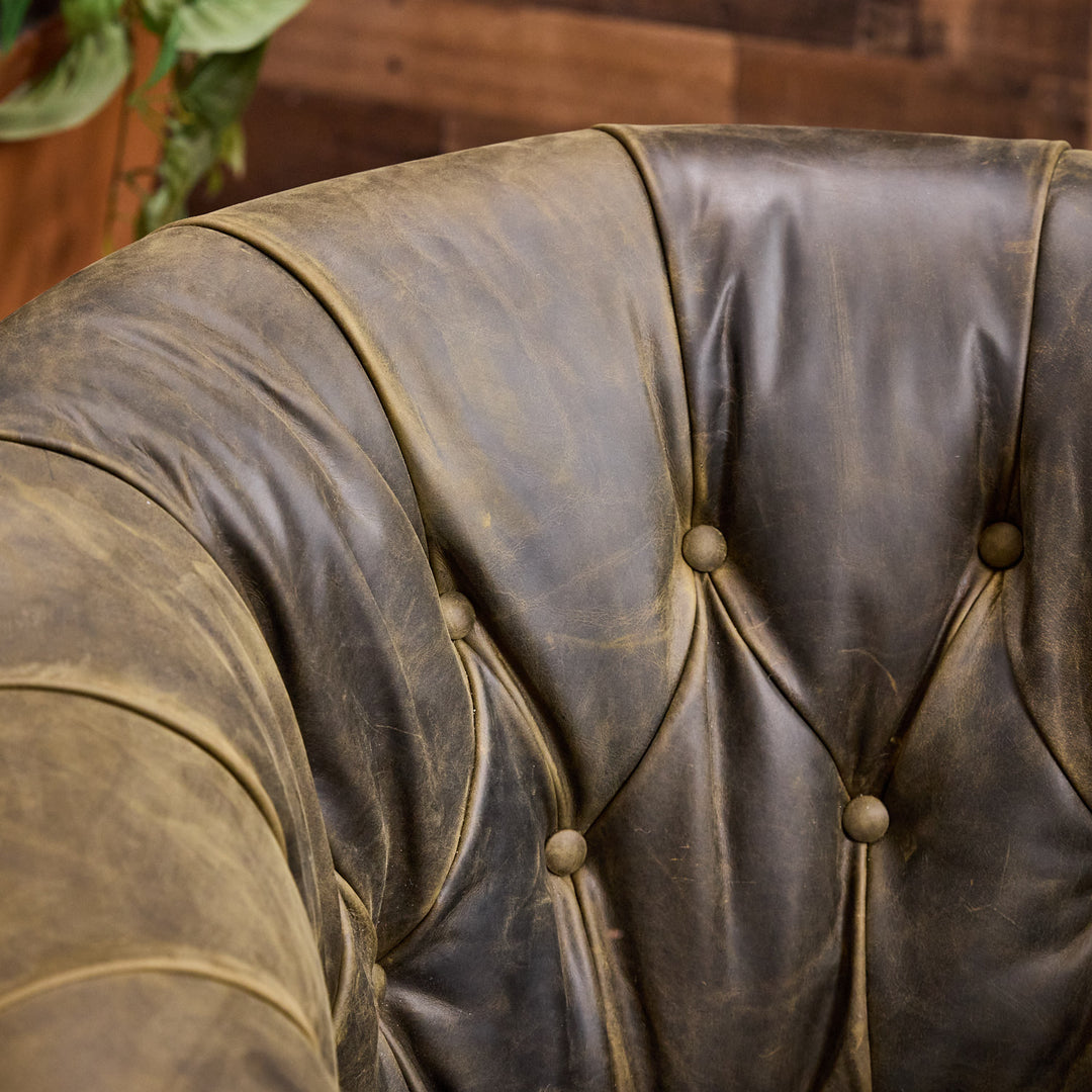 Mossberg Leather Thinking Chair