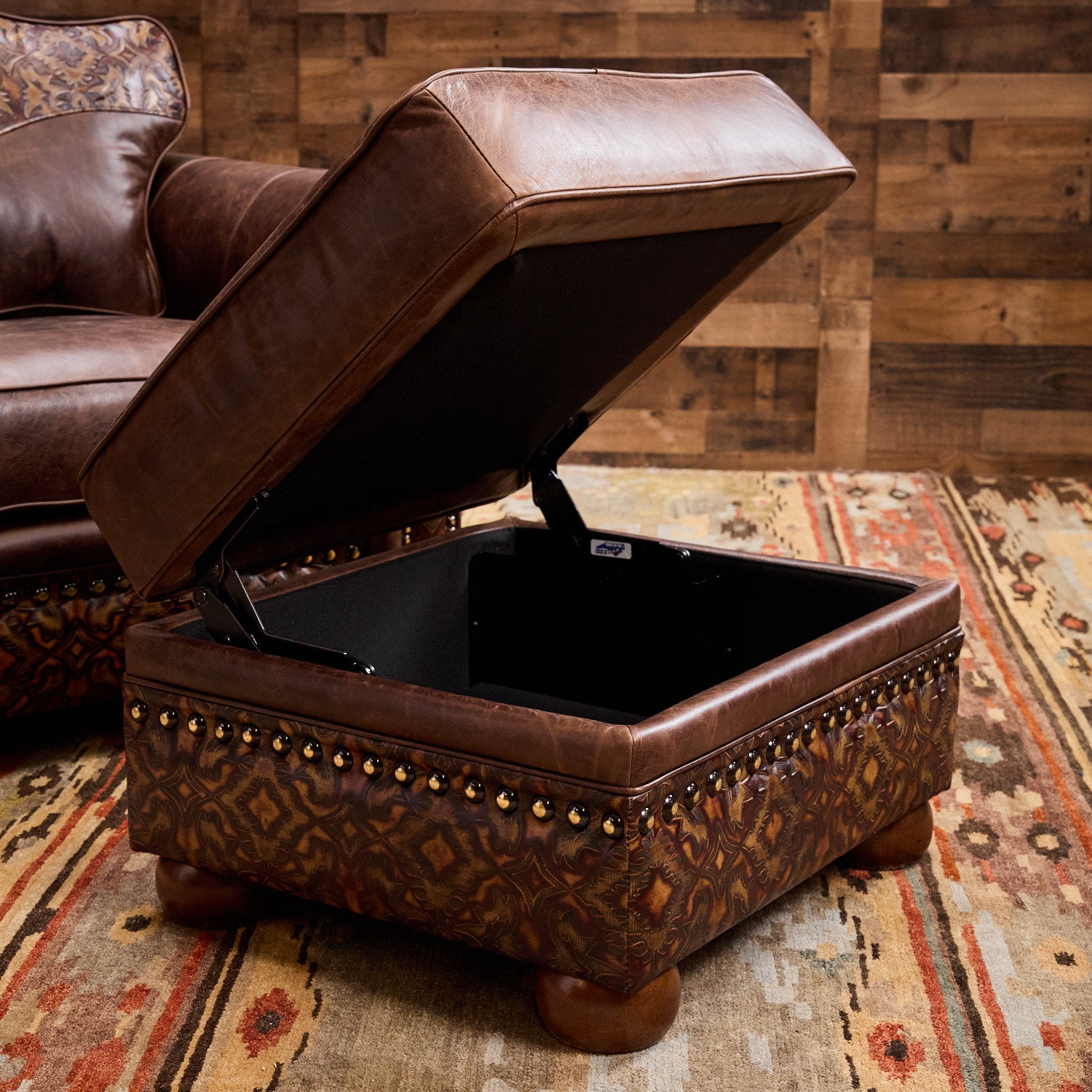 Chocolatehouseリクライナー　アンティーク　オシャレ Bosque Chocolate Leather Collection – Hat Creek Interiors