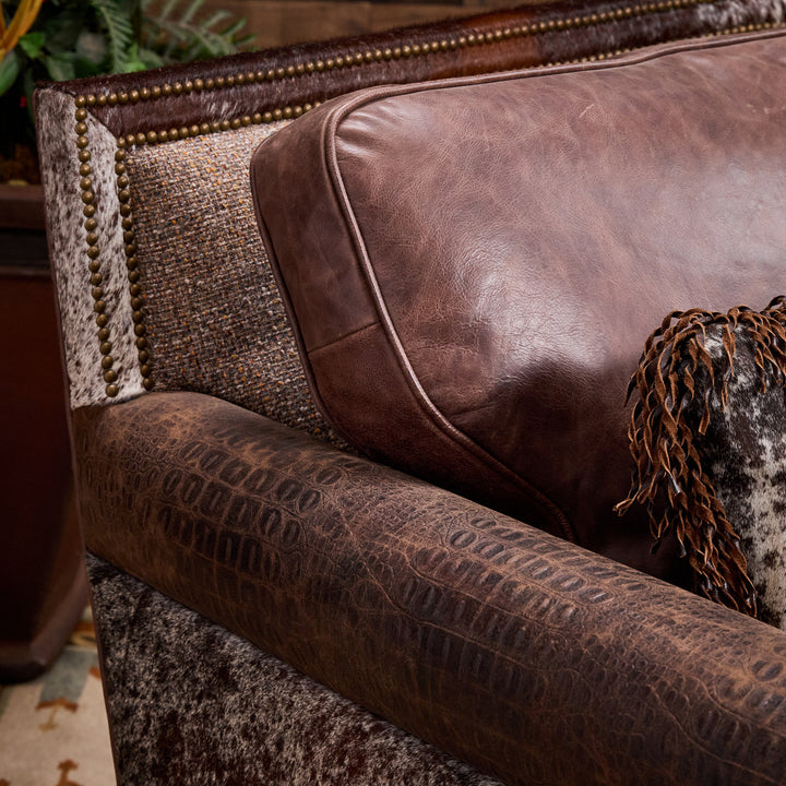 Comal Western Leather Chair & Ottoman