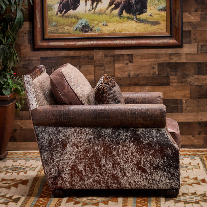 Comal Western Leather Chair & Ottoman