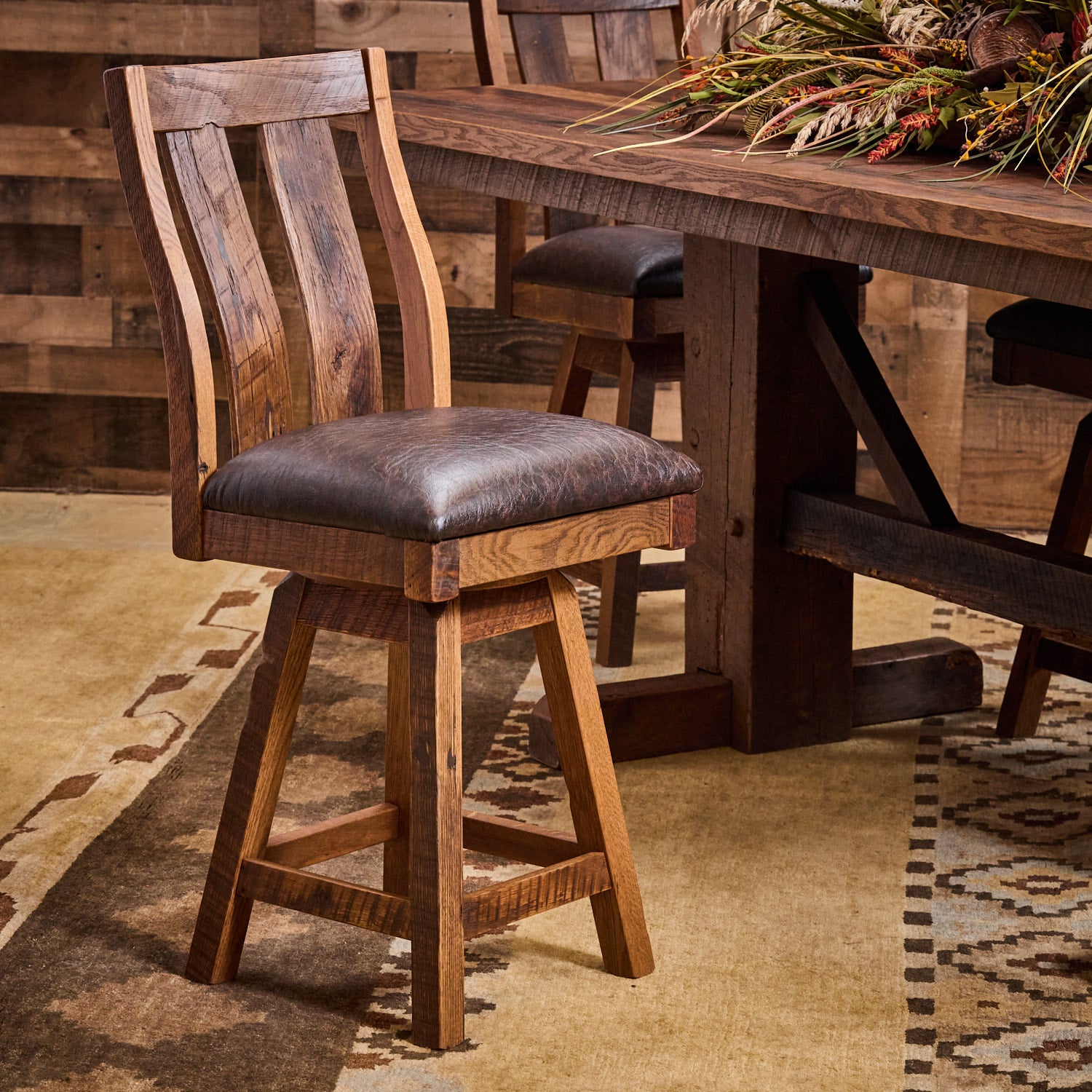 Settler's Reclaimed Wood Swivel Counter Stool – Hat Creek Interiors