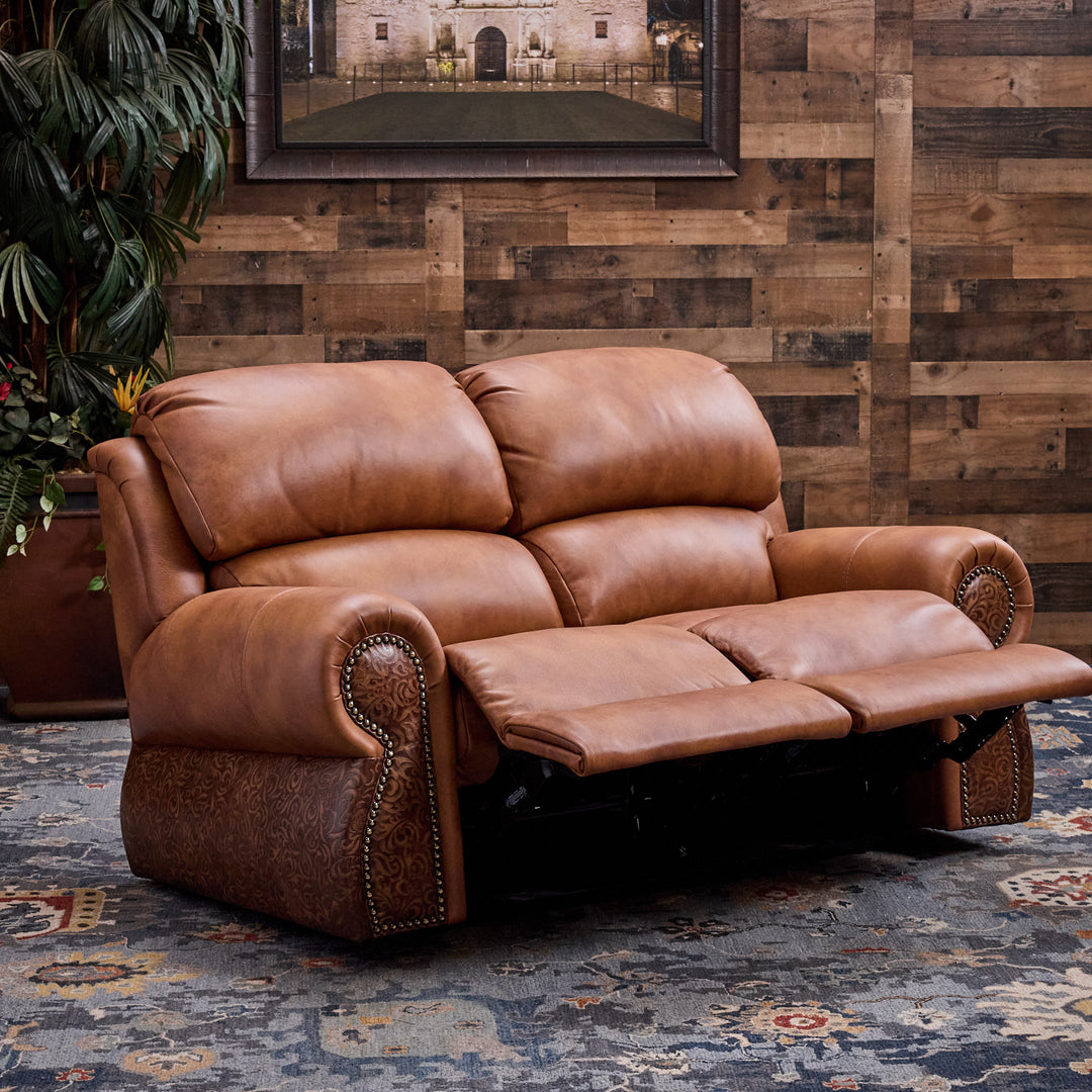 Coralino Legends Leather 2-Cushion Loveseat