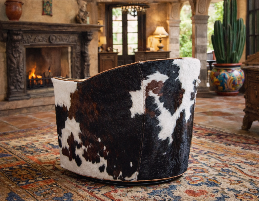 Fort Blanco Leather Swivel Chair