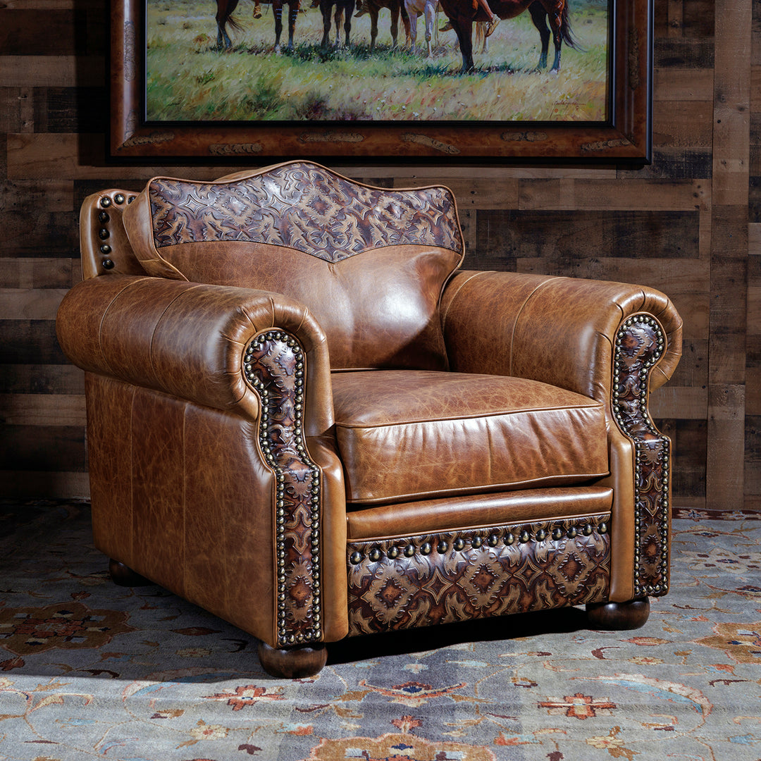 Bosque Leather Chair and Ottoman