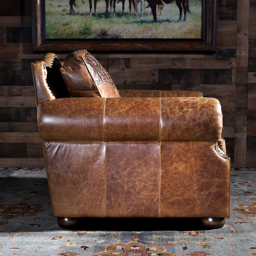 Bosque Leather Chair and Ottoman